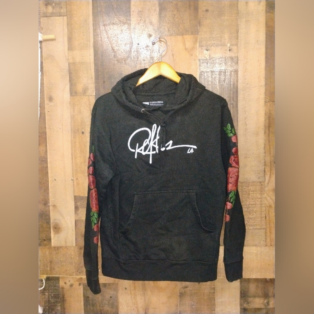 Young & Reckless Logo Rose Hooded Hoodie Size XS/SMALL Black Red - Picture 3 of 7